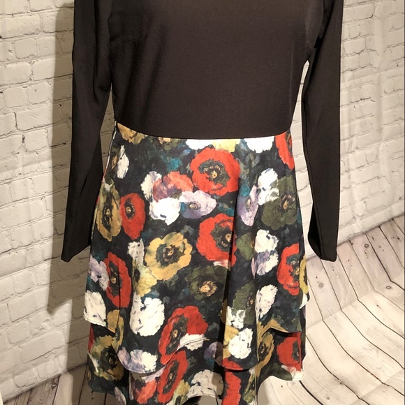 Hutch Tiered Long Sleeve Floral NWT Dress - Picture 4 of 8
